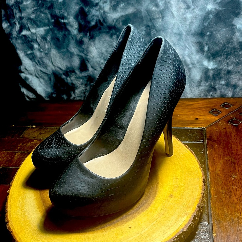 Mix No. 6 Black Animal Print Heels. Size 6 1/2 Gently Used From DSW